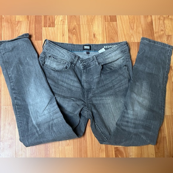 Like New DKNY Authentic Jeans Mens 34w/32L Bedford Slim Fit - Picture 8 of 10